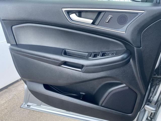 Photo of 2024  Ford Edge