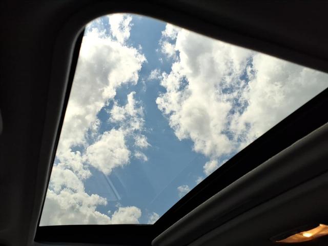 Photo of 2022 Crystal White Pearl Subaru Crosstrek