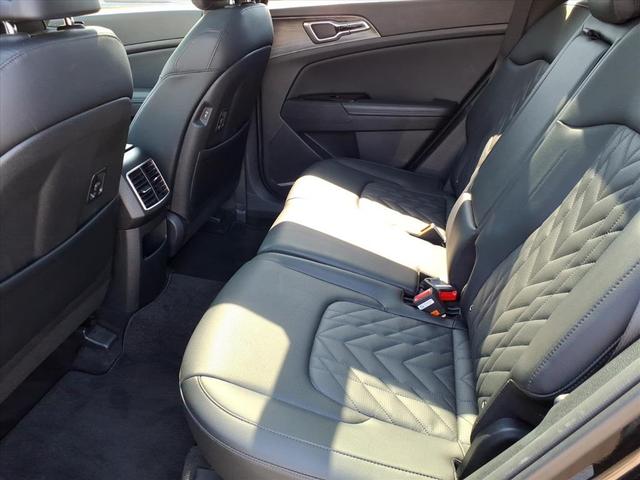 Photo of 2023 Ebony Black Kia Sportage