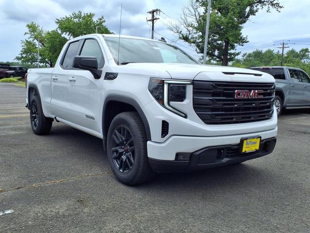 Photo of 2025 Summit White Gaz GMC Sierra 1500