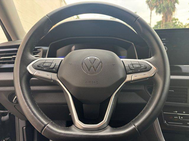Photo of 2025 Deep Black Pearl Volkswagen Jetta