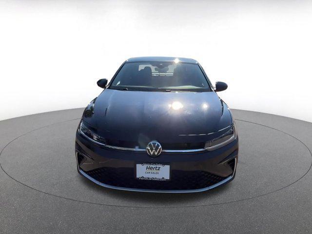 Photo of 2025 Deep Black Pearl Volkswagen Jetta