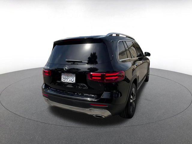 Photo of 2024 Night Black Mercedes-Benz GLB 250