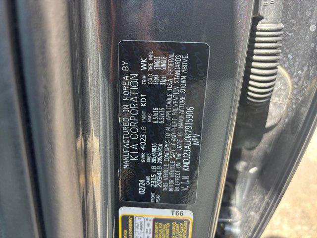Photo of 2024 Gravity Gray Kia Soul