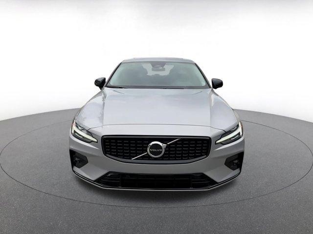 Photo of 2024 Gray Volvo S60