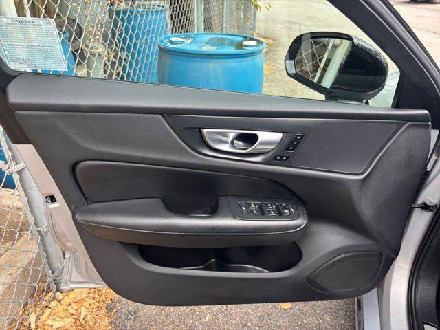 Photo of 2024 Gray Volvo S60