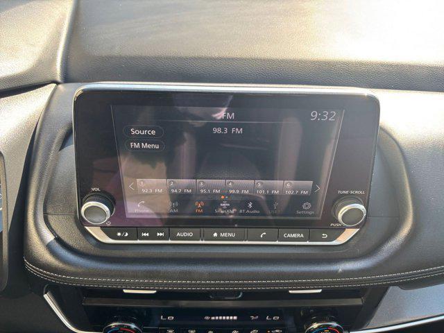 Photo of 2024 Scarlet Ember Tintcoat Nissan Rogue