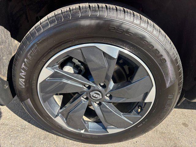 Photo of 2024 Scarlet Ember Tintcoat Nissan Rogue