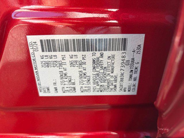 Photo of 2024 Scarlet Ember Tintcoat Nissan Rogue