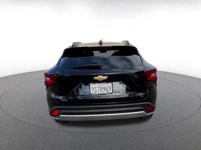 Photo of 2025 Mosaic Black Metallic Chevrolet Trax