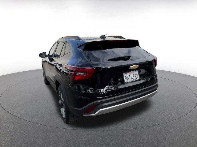 Photo of 2025 Mosaic Black Metallic Chevrolet Trax
