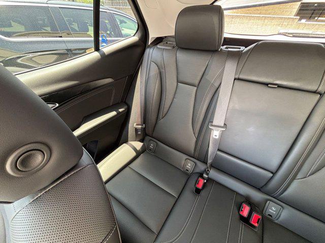 Photo of 2024 Summit White Buick Envision