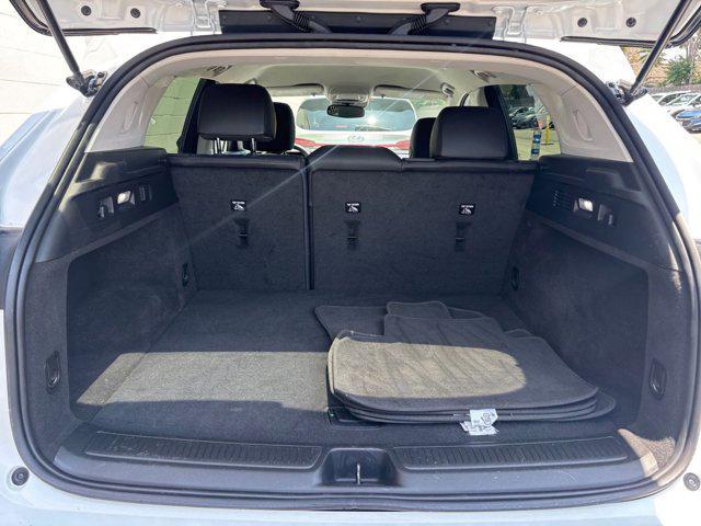 Photo of 2024 Summit White Buick Envision