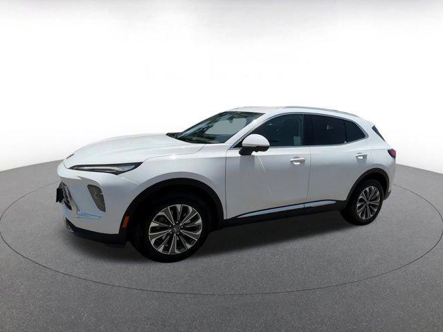 Photo of 2024 Summit White Buick Envision