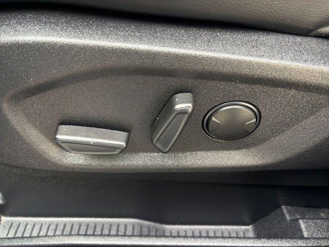Photo of 2024 Atlas Blue Metallic Ford Edge