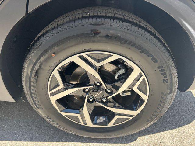 Photo of 2024 Fusion Black Kia Sportage
