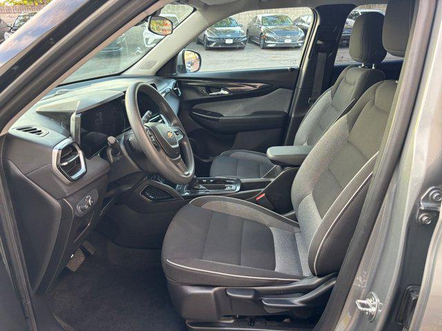 Photo of 2024 Sterling Gray Metallic Chevrolet Trailblazer