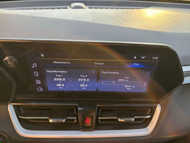 Photo of 2024 Sterling Gray Metallic Chevrolet Trailblazer