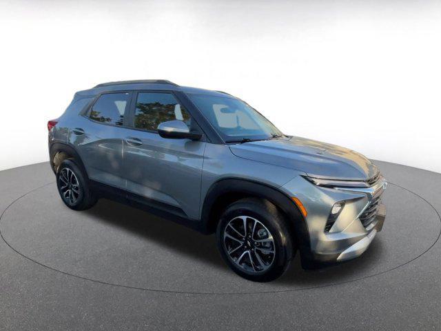 Photo of 2024 Sterling Gray Metallic Chevrolet Trailblazer