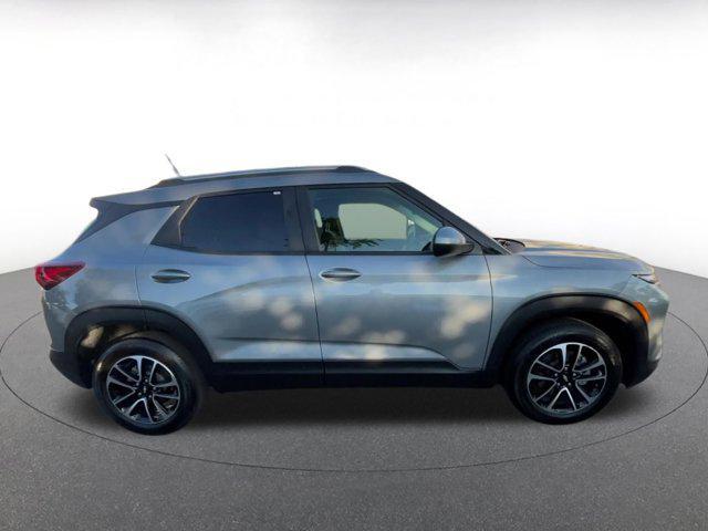 Photo of 2024 Sterling Gray Metallic Chevrolet Trailblazer