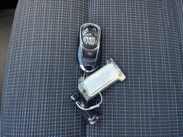 Photo of 2025 Summit White Buick Envista