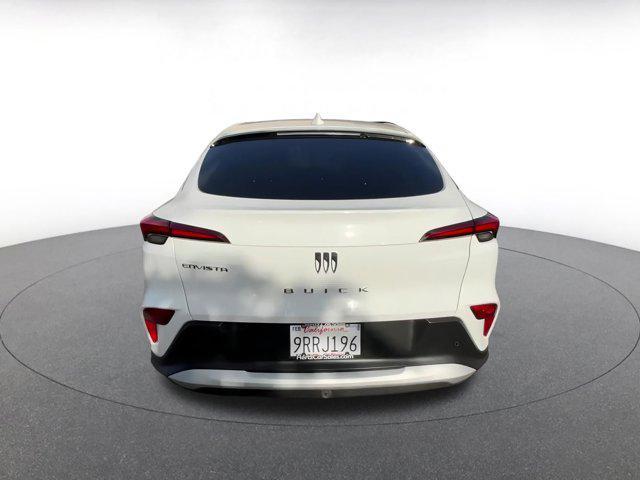 Photo of 2025 Summit White Buick Envista