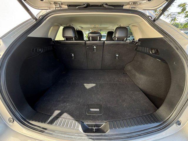 Photo of 2025 Platinum Quartz Metallic Mazda CX-5