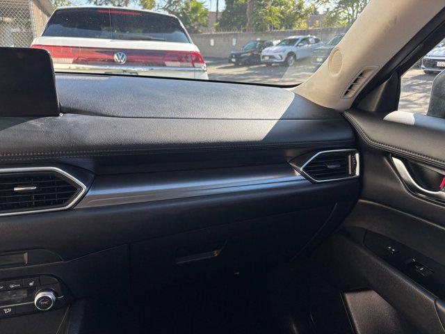 Photo of 2025 Platinum Quartz Metallic Mazda CX-5