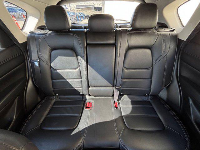 Photo of 2025 Platinum Quartz Metallic Mazda CX-5
