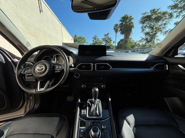 Photo of 2025 Platinum Quartz Metallic Mazda CX-5