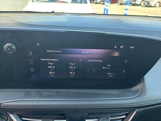 Photo of 2024 Summit White Buick Encore GX