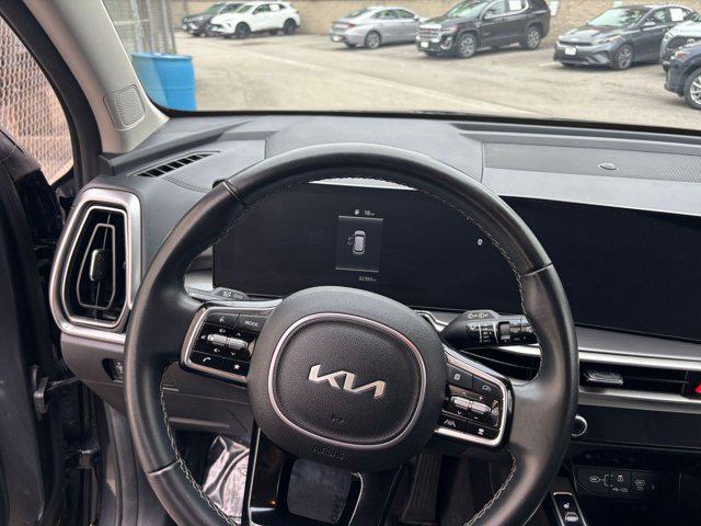 Photo of 2024 Gravity Grey Kia Sorento