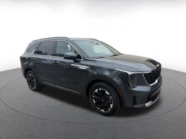 Photo of 2024 Gravity Grey Kia Sorento