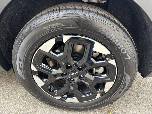 Photo of 2024 Gravity Grey Kia Sorento
