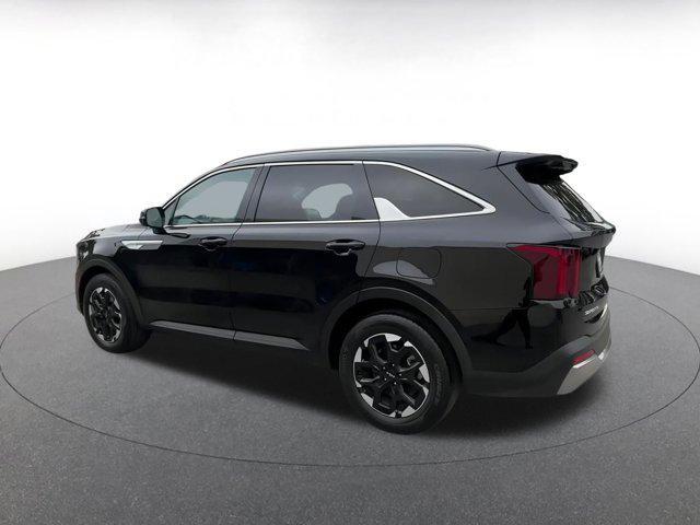 Photo of 2024 Ebony Black Kia Sorento