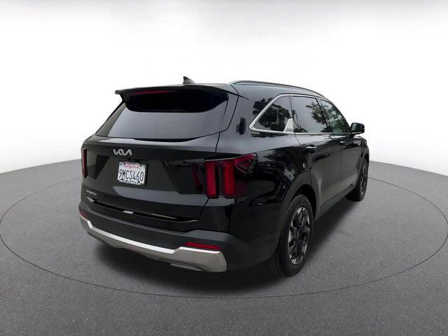 Photo of 2024 Ebony Black Kia Sorento