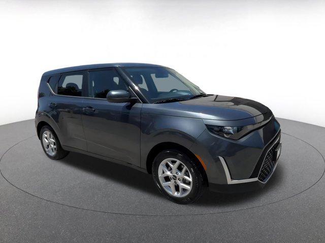 Photo of 2024 Gravity Gray Kia Soul