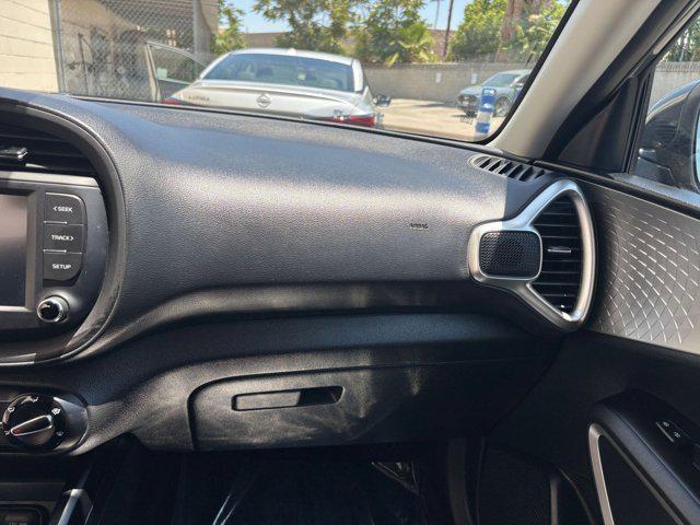 Photo of 2024 Gravity Gray Kia Soul