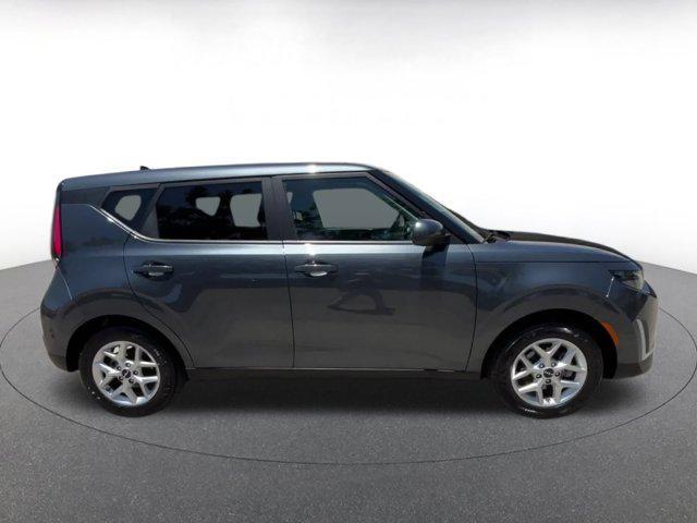 Photo of 2024 Gravity Gray Kia Soul