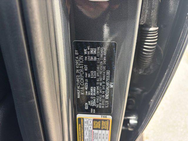 Photo of 2024 Gravity Gray Kia Soul