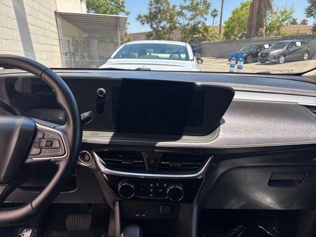 Photo of 2024 Summit White Buick Encore GX