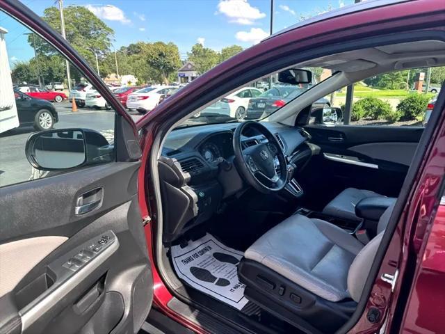 Photo of 2015 Burgundy red Honda CR-V