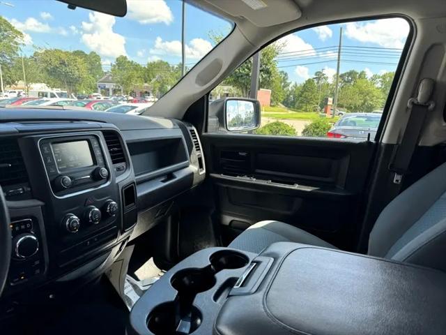 Photo of 2019 Bright White Clearcoat RAM 1500