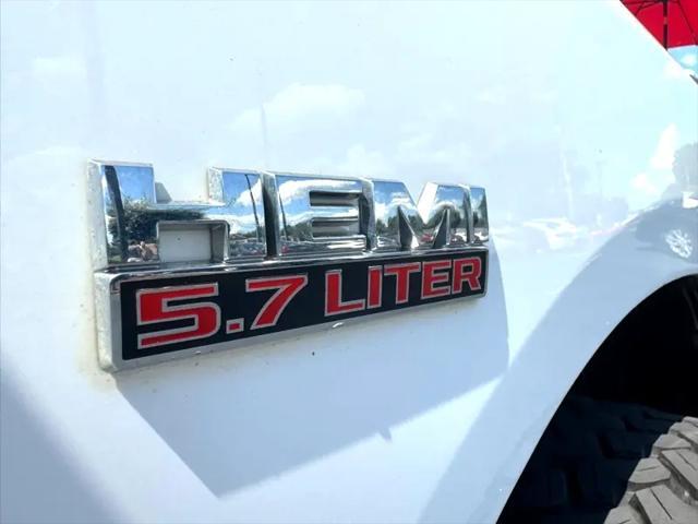 Photo of 2019 Bright White Clearcoat RAM 1500