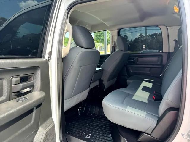 Photo of 2019 Bright White Clearcoat RAM 1500