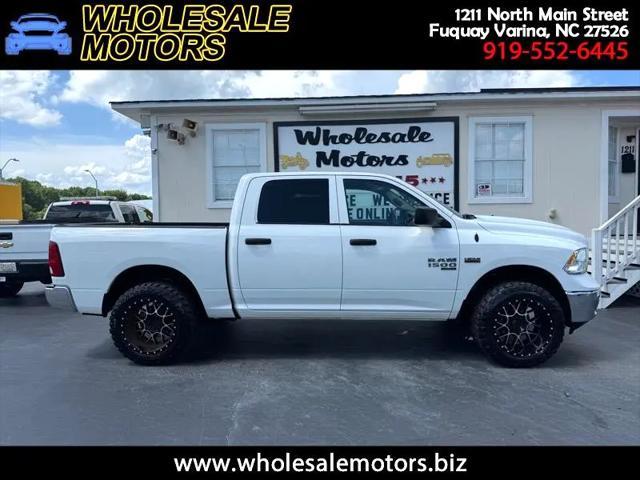 Photo of 2019 Bright White Clearcoat RAM 1500