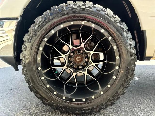 Photo of 2019 Bright White Clearcoat RAM 1500