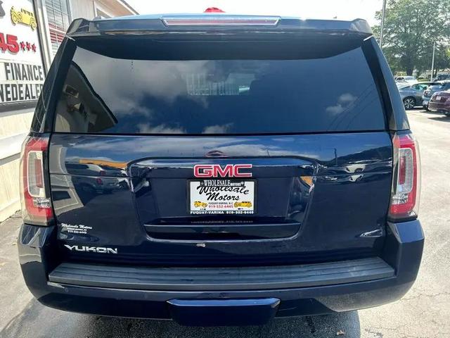 Photo of 2018 Dark Sapphire Blue Metallic GMC Yukon