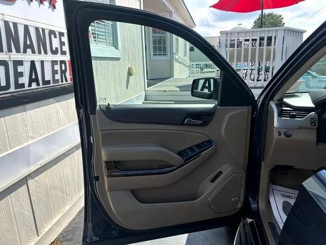 Photo of 2018 Dark Sapphire Blue Metallic GMC Yukon