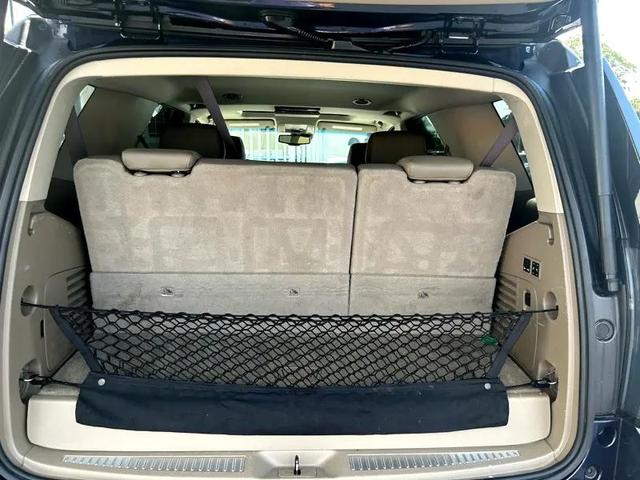 Photo of 2018 Dark Sapphire Blue Metallic GMC Yukon